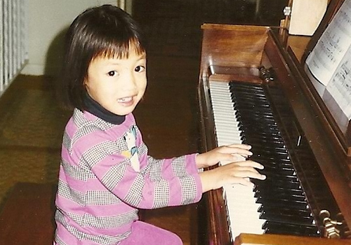 Little Hana Playing the Piano image_18
